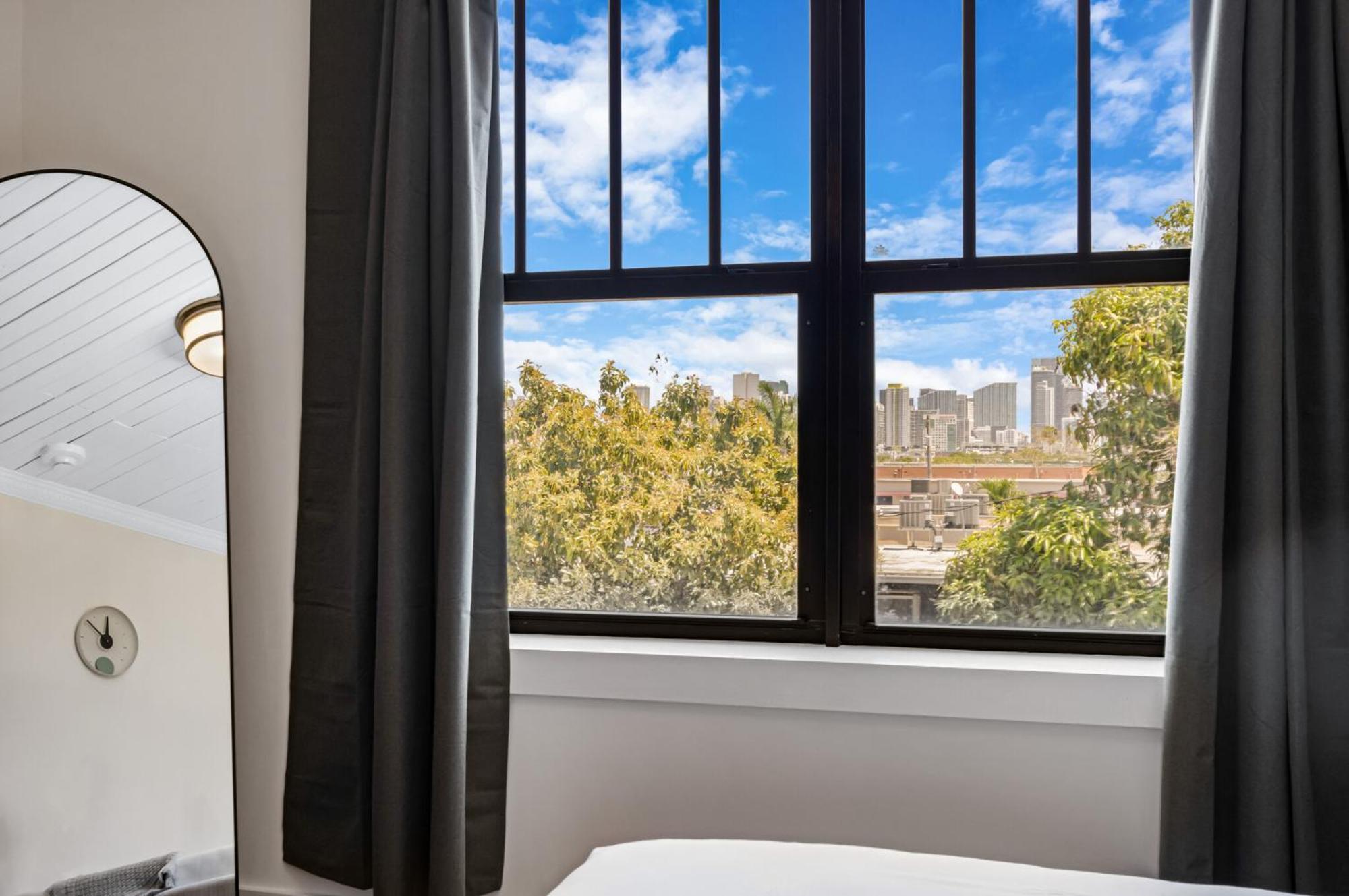 Roami At Tower Hotel - Calle Ocho Miami Ngoại thất bức ảnh