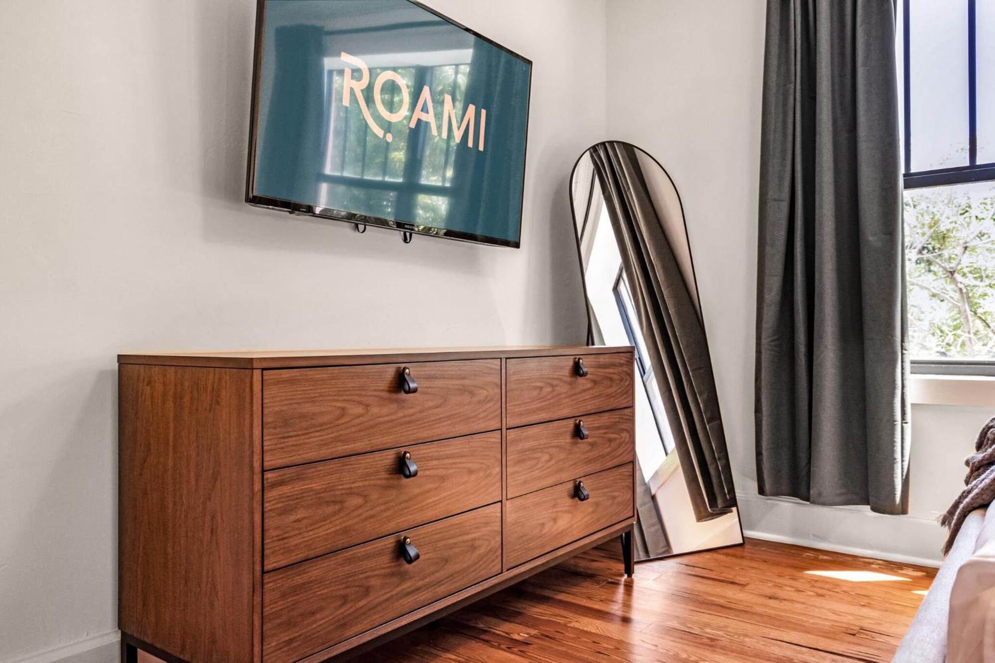 Roami At Tower Hotel - Calle Ocho Miami Ngoại thất bức ảnh