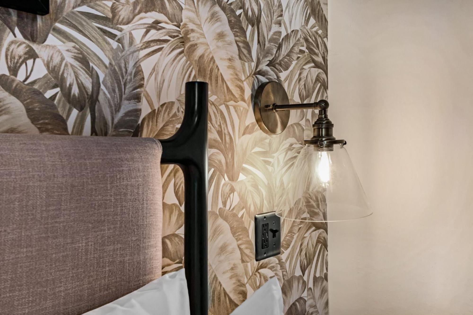 Roami At Tower Hotel - Calle Ocho Miami Ngoại thất bức ảnh